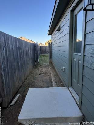 Building Photo - 10799 Giacconi Dr
