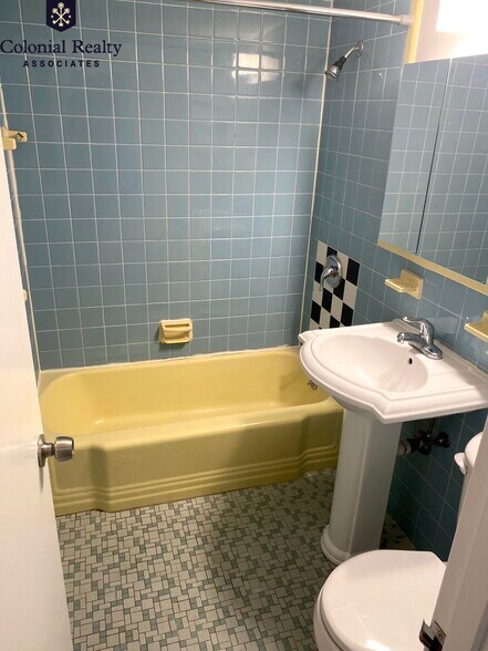 Building Photo - 190 Mt Auburn St