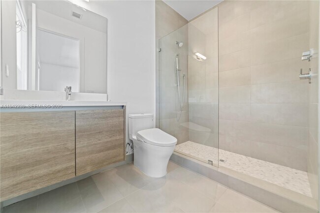 Building Photo - 16680 Botaniko Dr N