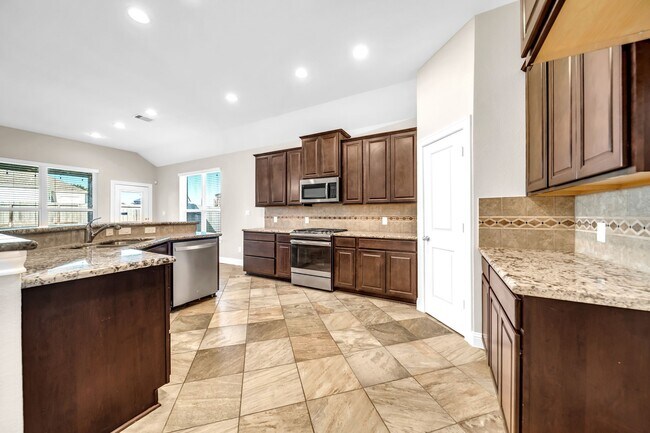 Building Photo - 19043 Minero Ln