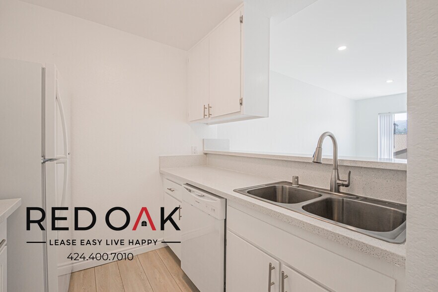 Building Photo - 10285 Tujunga Canyon Blvd