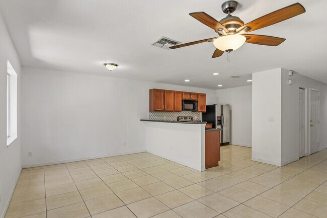 Building Photo - 2257 Marshfield Ct