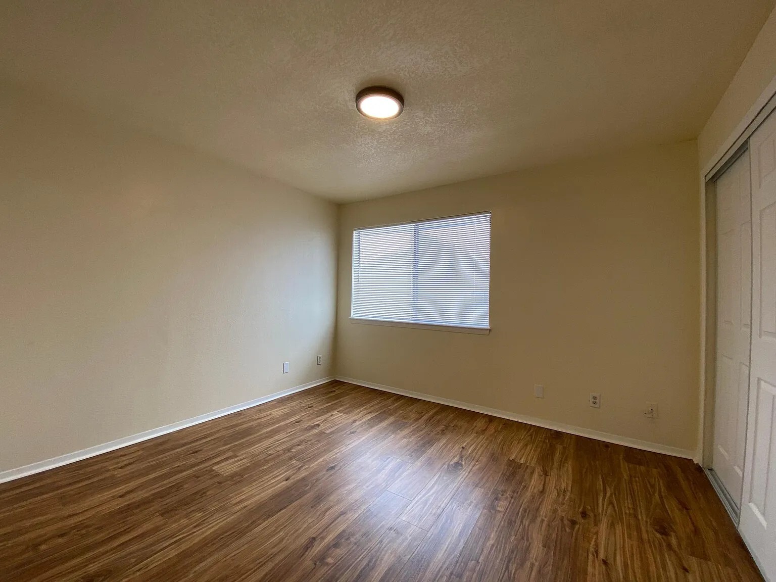 Building Photo - 8675 Clay St