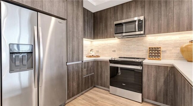 Building Photo - 216 Brazos St