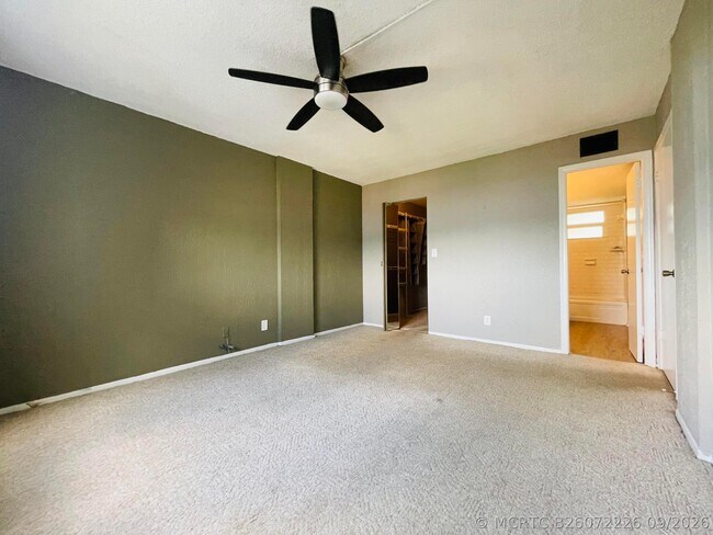 Building Photo - 109 Royal Pk Dr