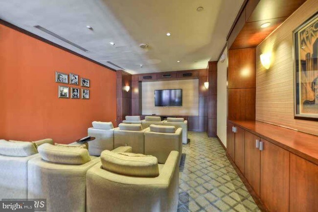 Building Photo - 11760 Sunrise Valley Dr