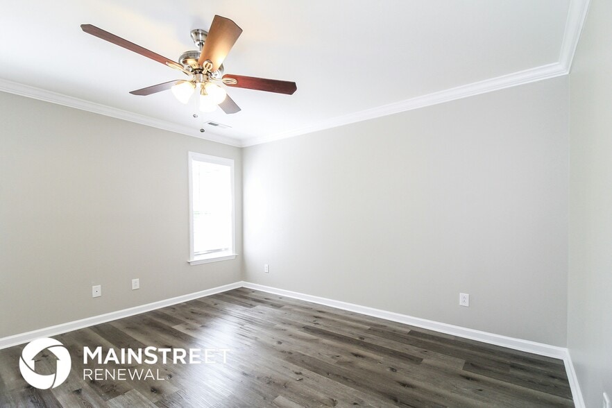 Building Photo - 5939 Old Plank Rd