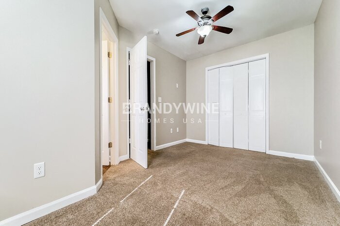 Building Photo - 6065 Flagstaf Walk