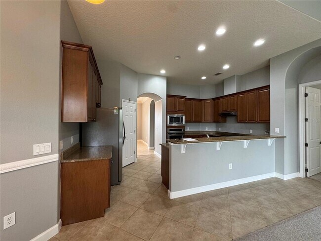 Building Photo - 142 Harrington Ct