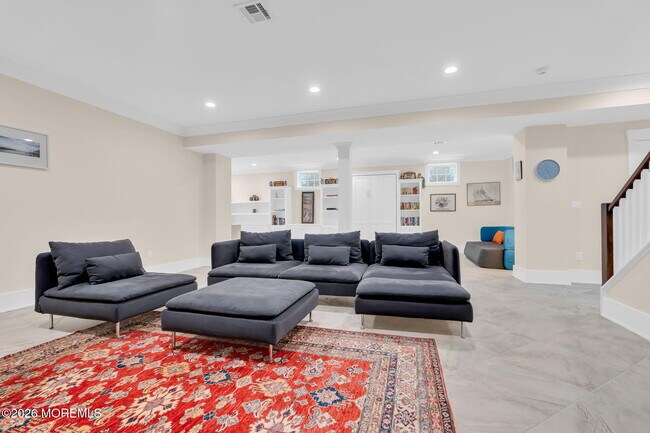 Building Photo - 218 Worthington Ave