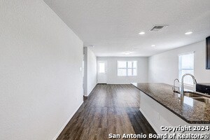 Building Photo - 6023 Macdona Ridge