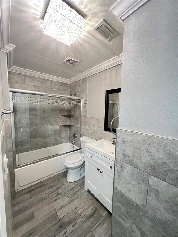 Building Photo - 306 S Habana Ave