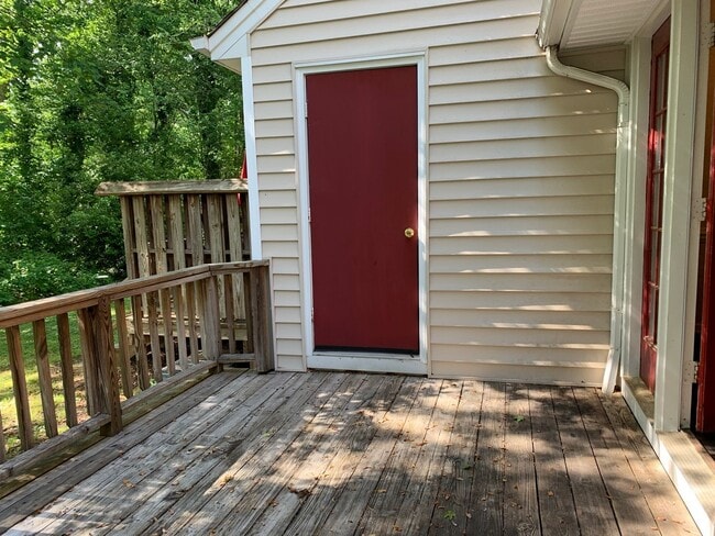 Building Photo - North Raleigh Townhome-Large Bedrooms and more! Coming Soon