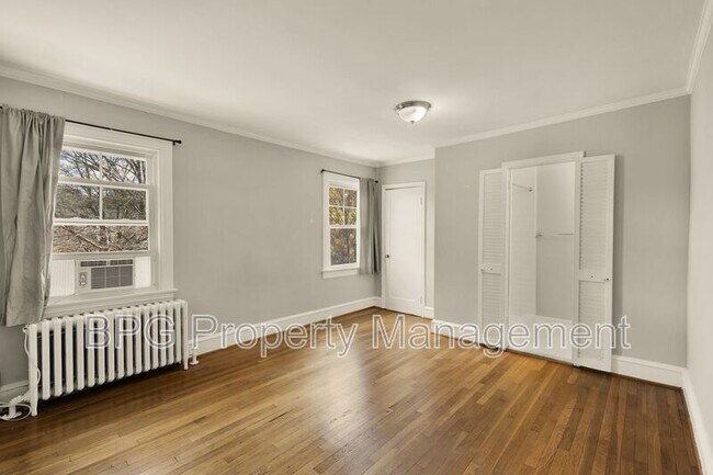 Building Photo - 1710 37th St NW