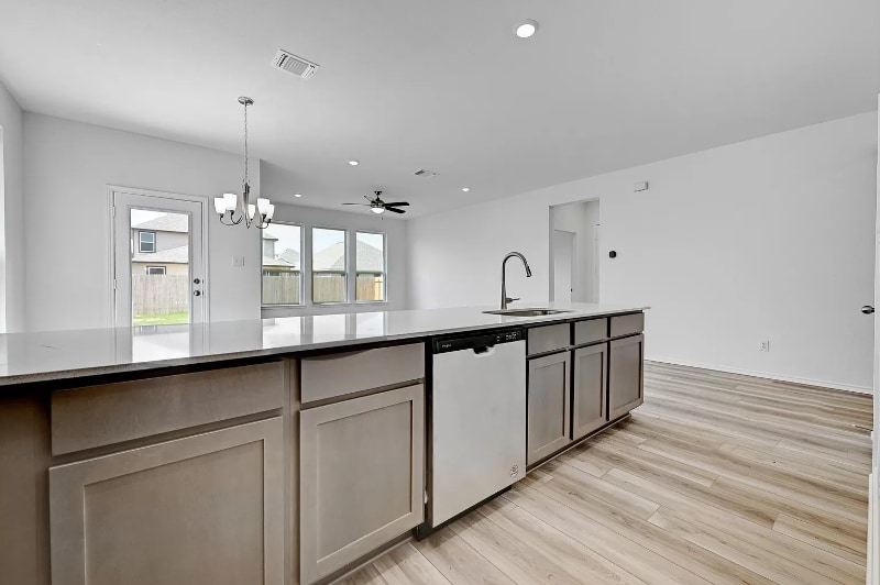 Building Photo - 216 Skipping Stone Run