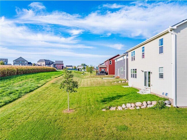 Building Photo - 1574 Edgebrook Ln