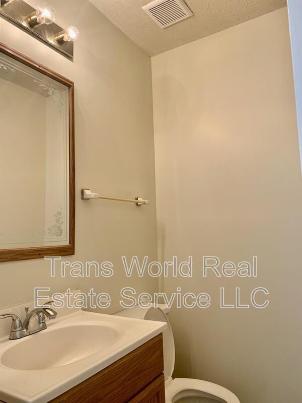 Building Photo - 1506 Betts Mill Rd