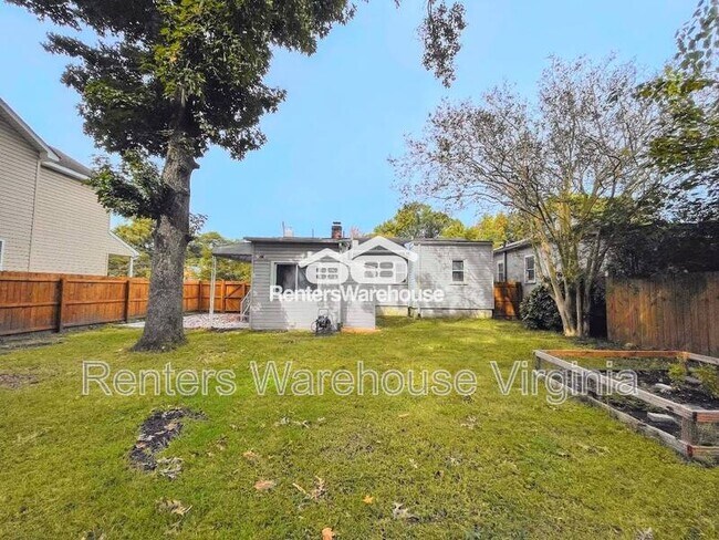 Building Photo - 3002 St Mihiel Ave