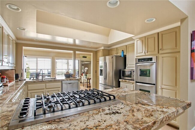 Building Photo - 22872 Via Cordova