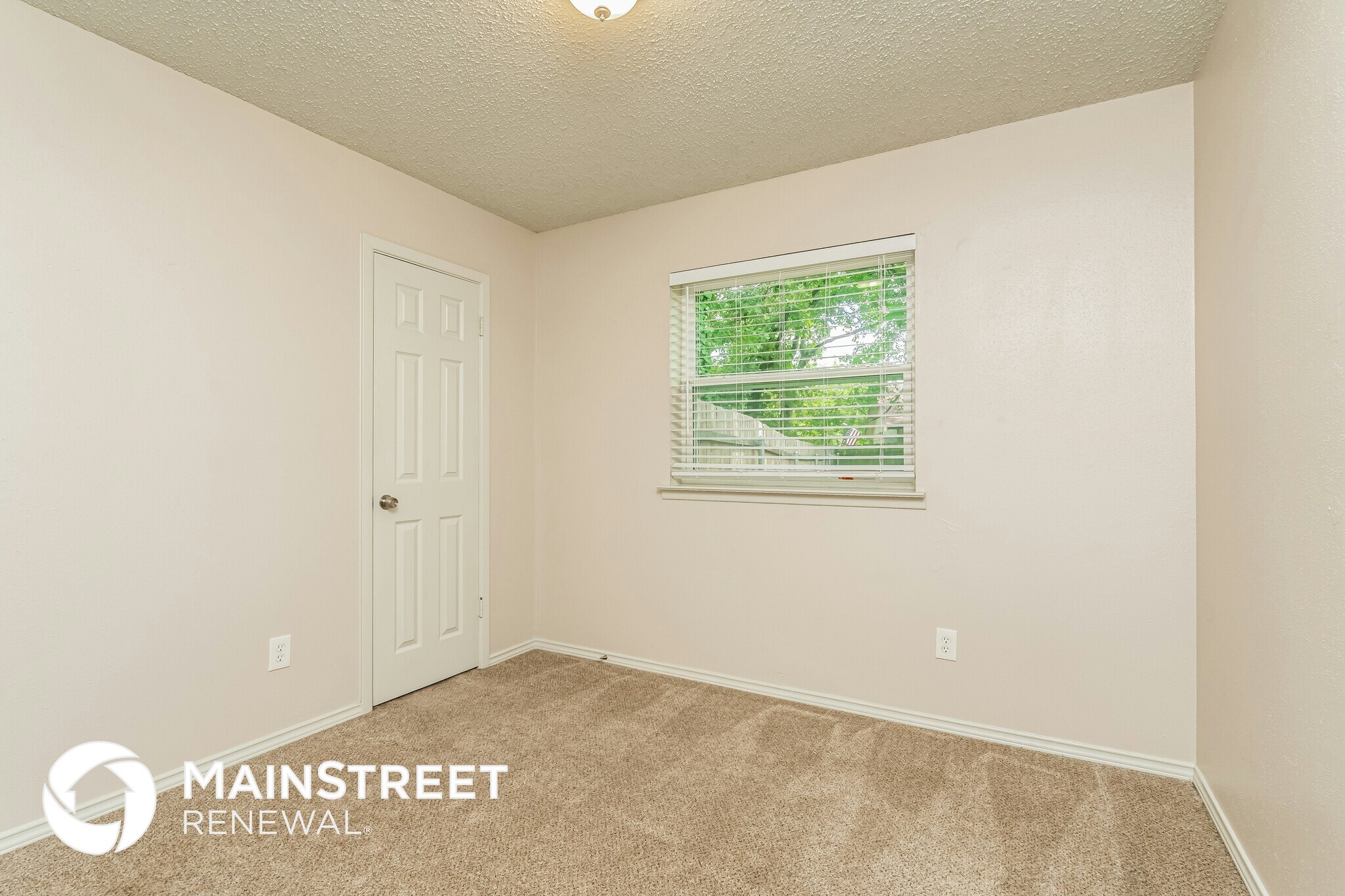 Building Photo - 332 Glenhaven Dr