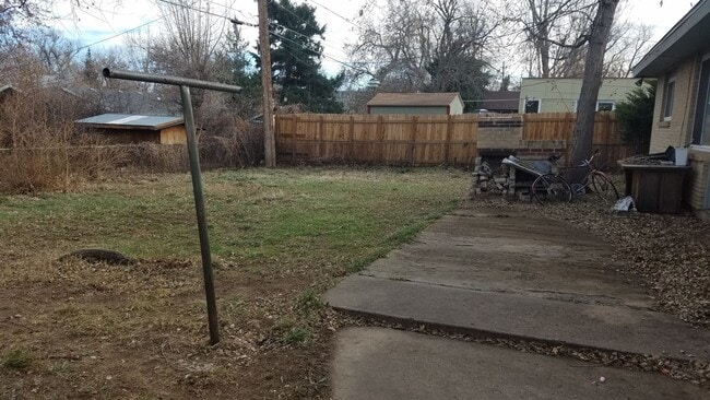 Building Photo - Aug. 2026 Pre-Lease Spacious 5-Bedroom Hom...