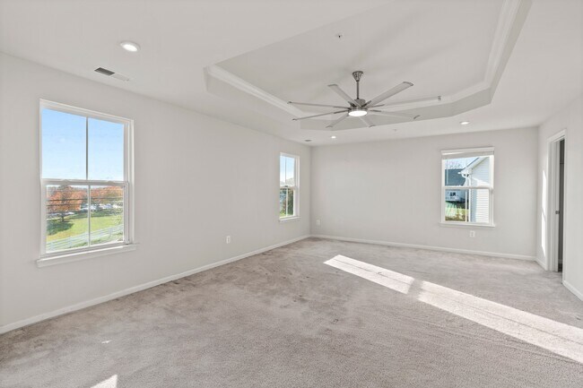 Building Photo - 311 Sunrise Ct