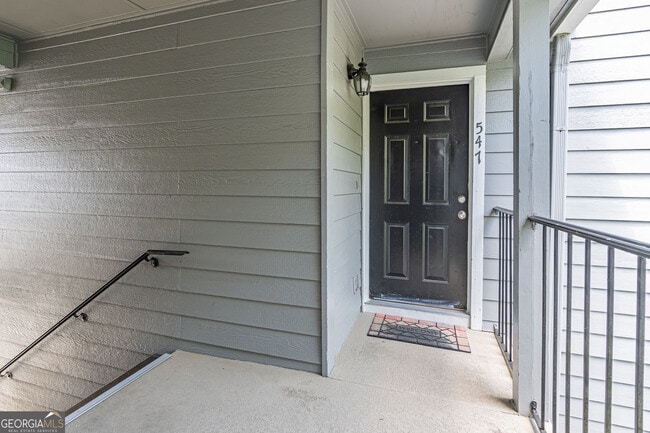 Building Photo - 547 Granville Ct