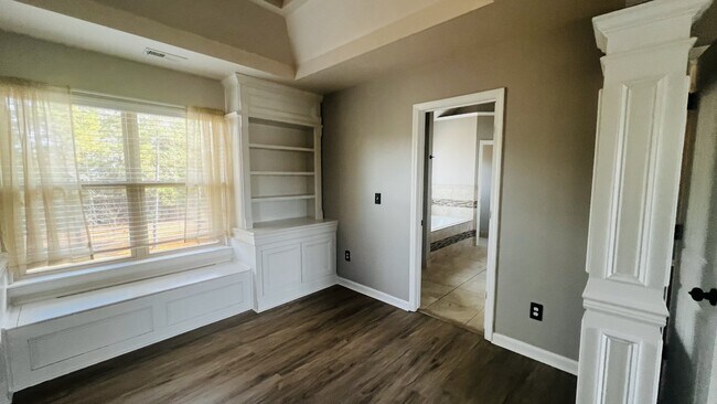 Building Photo - 116 Clearview Ct