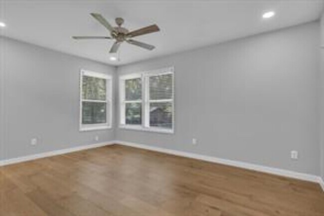 Building Photo - 4600 Cedar Mountain Dr