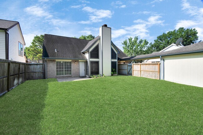 Building Photo - 315 Muirwood Ln