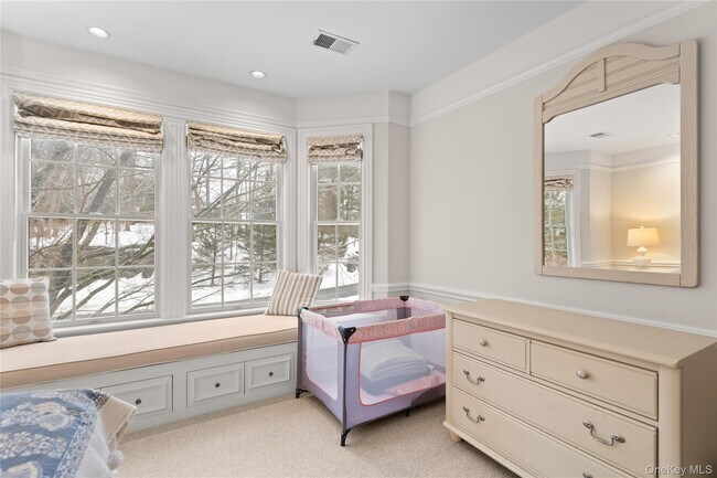 Building Photo - 1 Augusta Ct