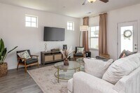 Building Photo - Alaina Park