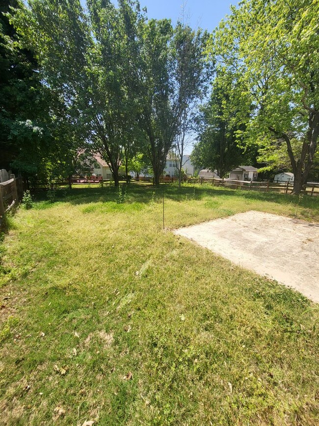 Building Photo - Lovely home in Ballantyne