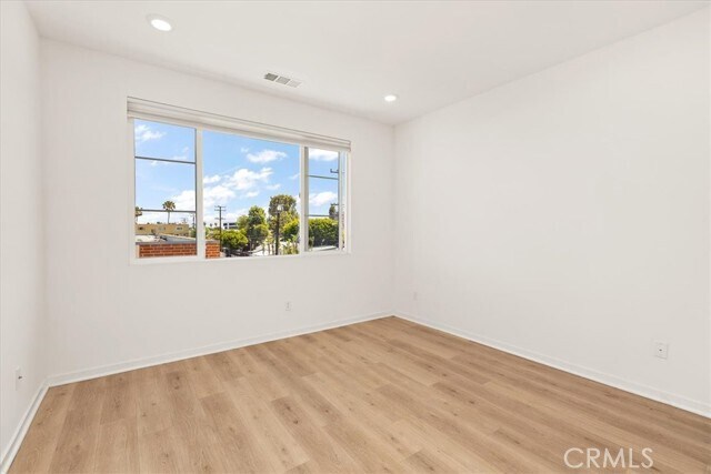 Building Photo - 3667 Elm Ave