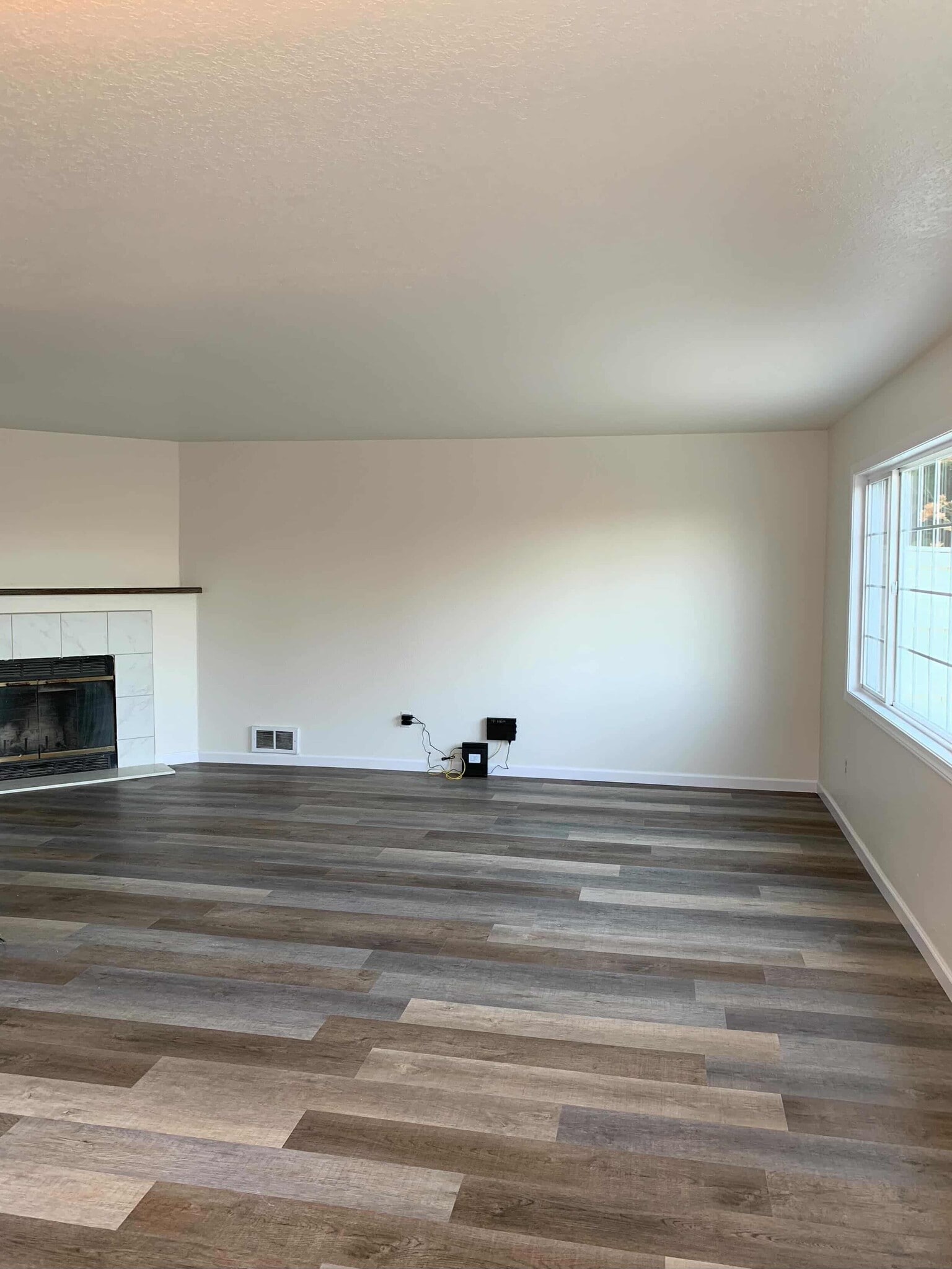 Building Photo - 10207 8th Ave NE