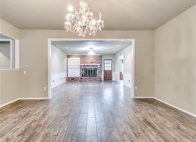 Building Photo - Spacious 4-Bedroom / 3-Bathroom Home in a Prime NW OKC Location!