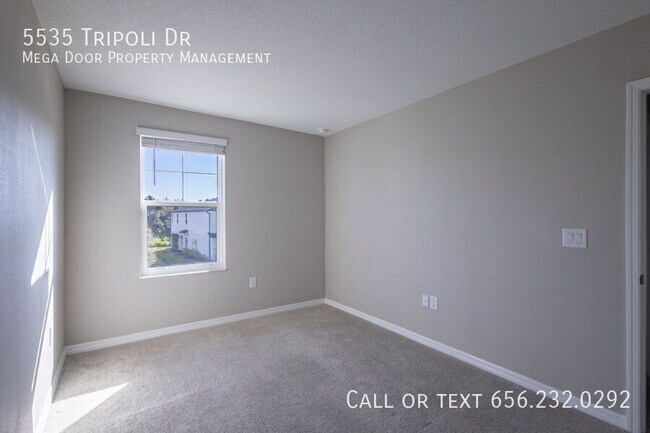 Building Photo - 5535 Tripoli Dr