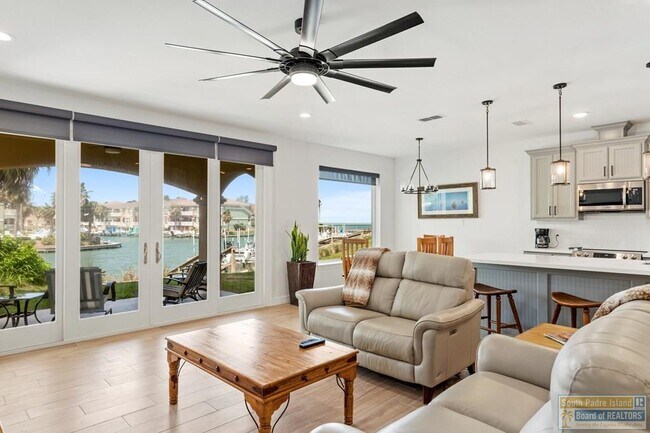 Building Photo - 37 Harbor View