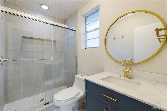 Building Photo - 18 Martin Ave