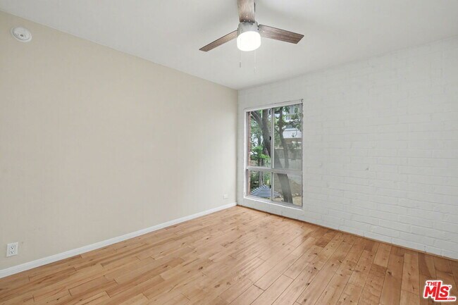 Building Photo - 1440 Veteran Ave