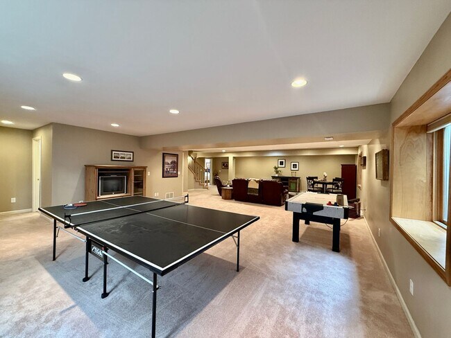 Building Photo - 3805 Brushland Ct