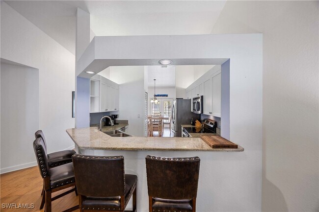 Building Photo - 7050 Barrington Cir