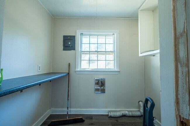 Building Photo - 3209 Pine Brook Ln