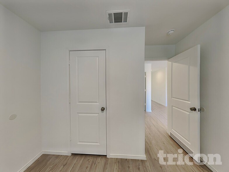 Building Photo - 12911 Hyssop Mdw