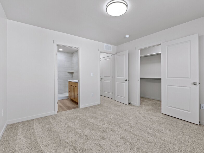 Building Photo - 2773 Caspian Wy