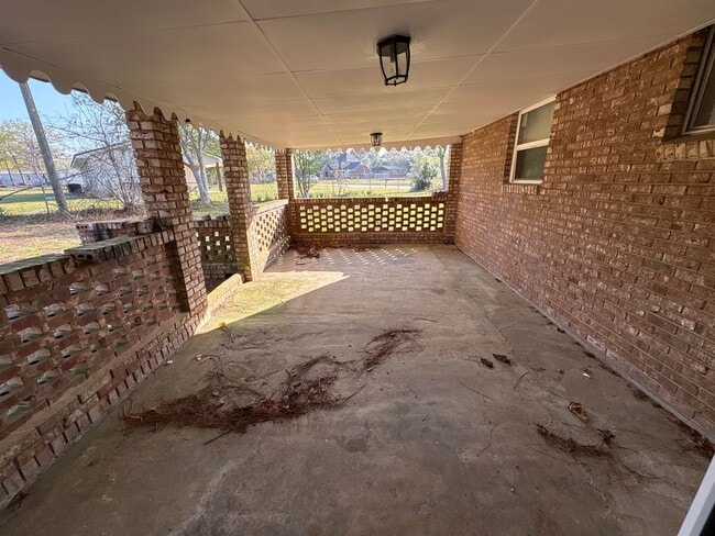 Building Photo - 2401 Boykin Rd