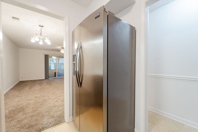 Building Photo - 26 Orantes Pl
