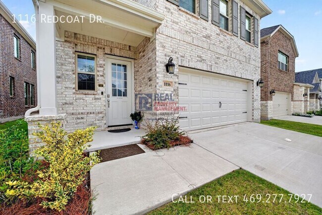 Building Photo - 1116 Redcoat Dr