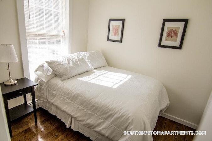 Building Photo - 538 E Broadway