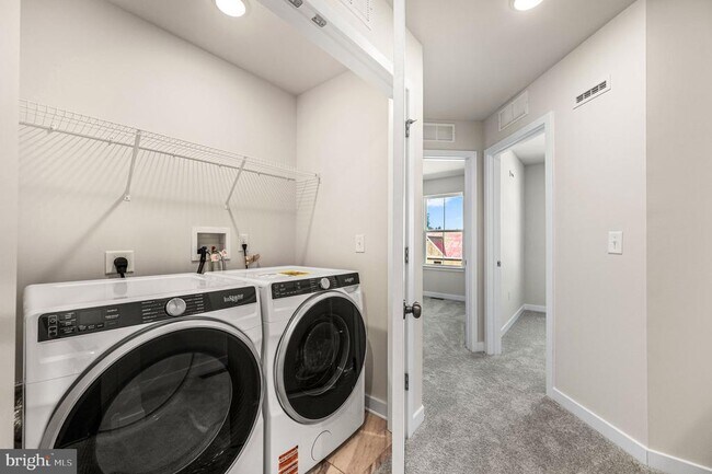 Building Photo - 106 Abramo Victor Dr